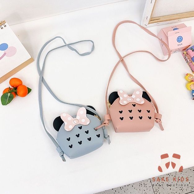 Túi đeo chéo Nơ Mickey chất da mềm nhiều màu đáng yêu cho bé gái kiểu dáng Hàn Quốc mẫu mới nhất TMIC