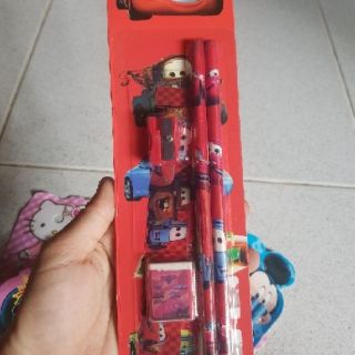 Vĩ bút chì hình thú