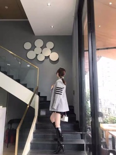 Boot đùi da bóng (video ảnh thật)