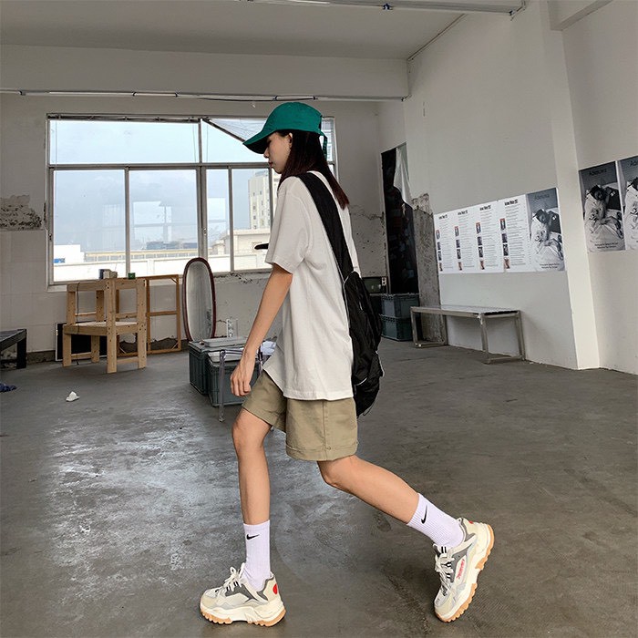 Quần short kaki nữ unisex form rộng ulzzang mix đông siêu cute đủ 2 màu be/ đen RÔ STORE QS02