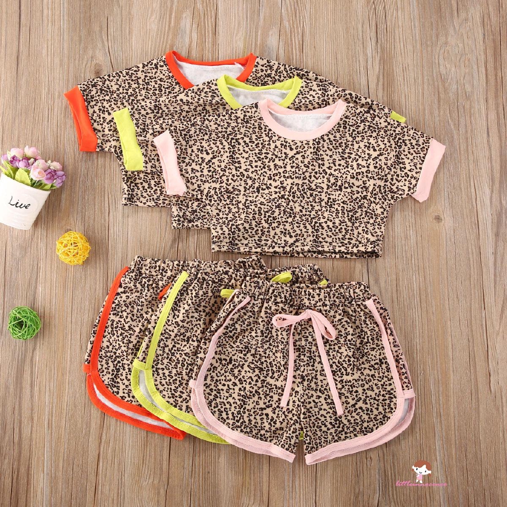 Set Áo Thun Tay Ngắn & Quần Short Họa Tiết Da Báo Cho Bé Gái