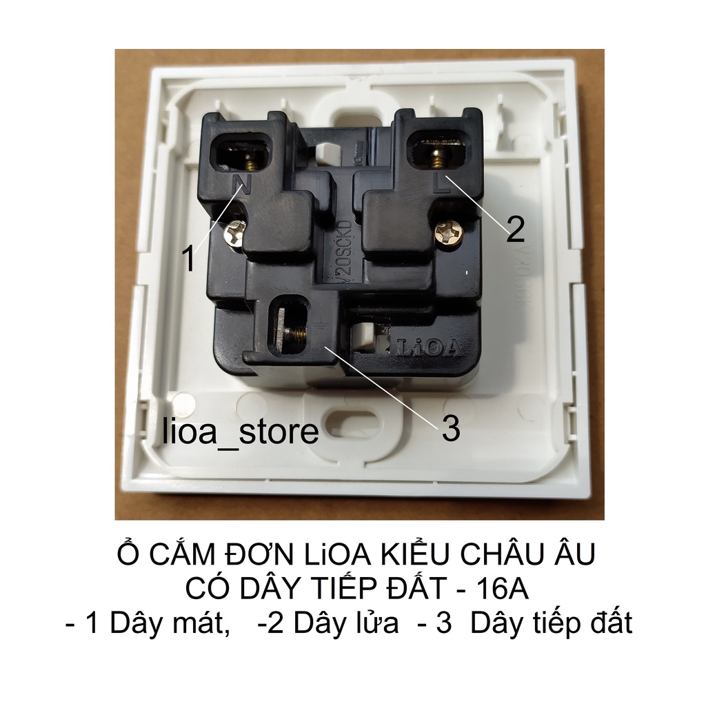 Ổ CẮM ÂM CHÂU ÂU  LiOA - 16A CÓ DÂY TIẾP ĐẤT.