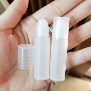 Chai bi lăn nhựa 5ml