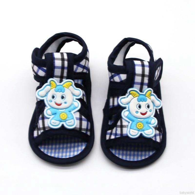 Giày sandal tập đi xinh xắn dành cho bé