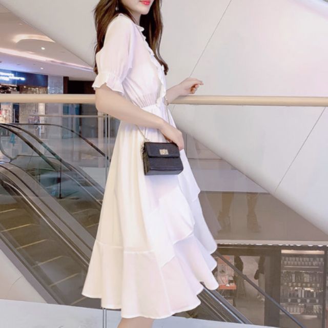 🎀Đầm trắng xòe cổ vuông bèo siêu xinh cực phẩm_[kènh ảnh thật] | BigBuy360 - bigbuy360.vn