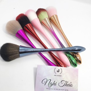Chổi phủi bụi dài làm nail