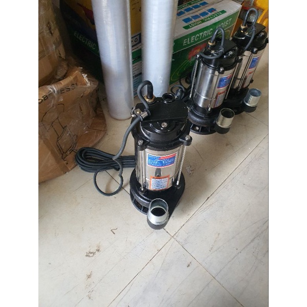 Máy bơm chìm 2HP SANKA WQD15-16-1.5  - Có Phao