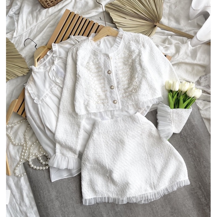 SET 3 MÓN BỐ: KHOÁC NGOÀI VIỀN CỔ TAY VOAN+ SƠ MI TRẮNG CỔ BÈO + CHÂN VÁY