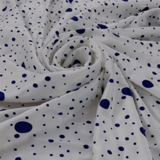 Vải lụa satin- chấm bi
