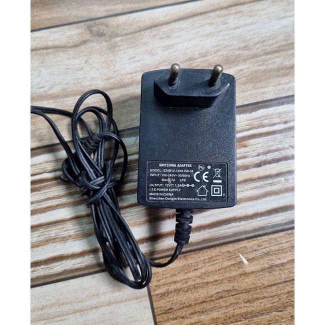 Nguồn 12V 1.5 A (đã qua sử dụng)