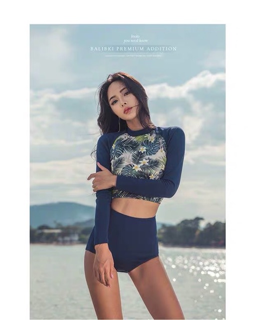 Đồ bơi dài tay áo croptop hoa lá quần cạp cao tôn dáng