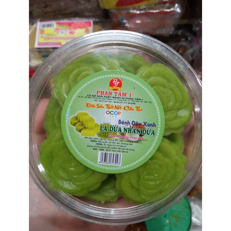 COMBO 2 HỘP BÁNH ĐẬU XANH LÁ DỨA NHÂN DỪA PHAN TÂM - hộp 240gr