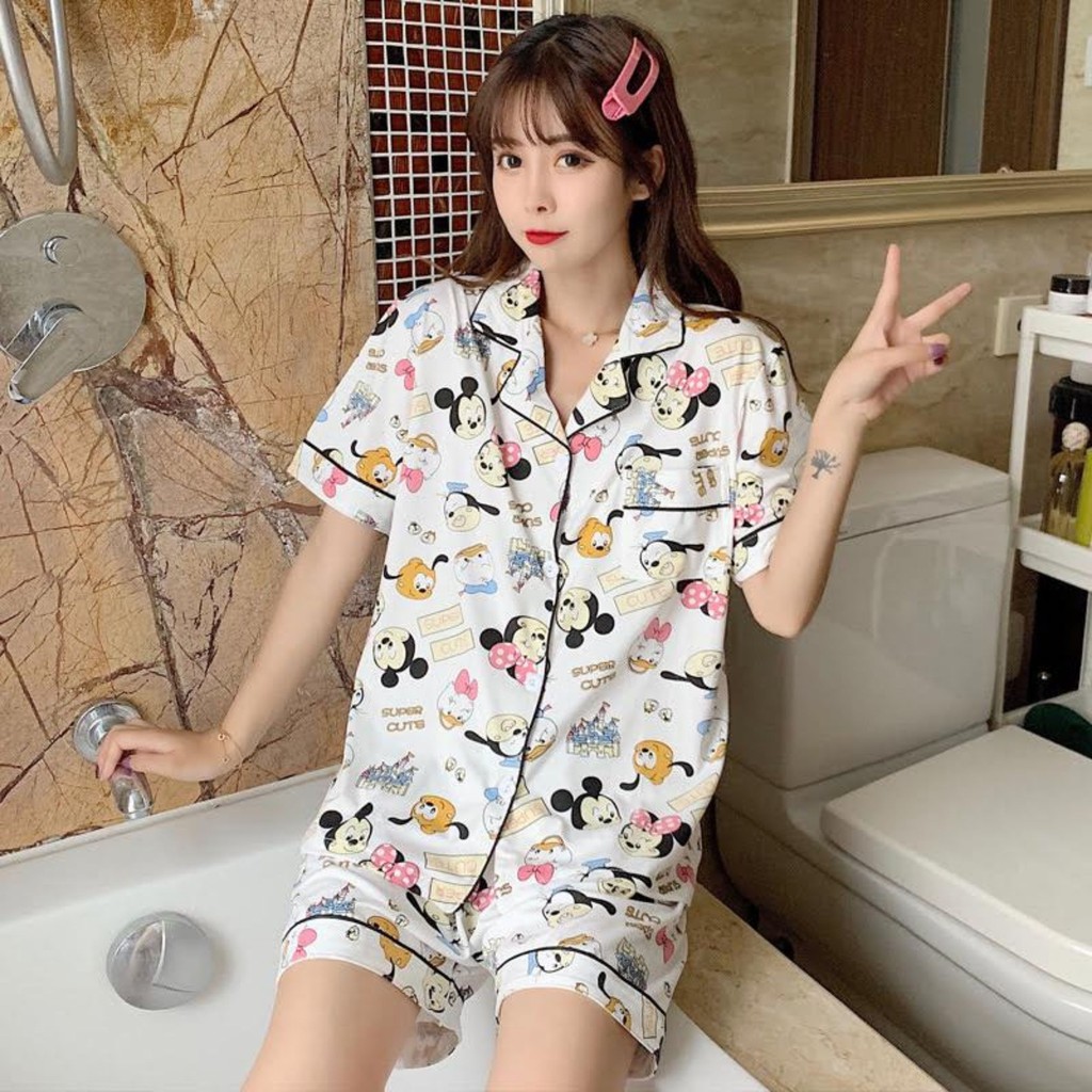 Đồ bộ Pijama quần đùi áo cộc tay hoạt hình dễ thương mặc ngủ mặc nhà cho nữ | BigBuy360 - bigbuy360.vn