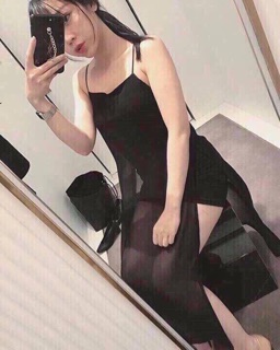 Đầm 2 dây xẻ tà