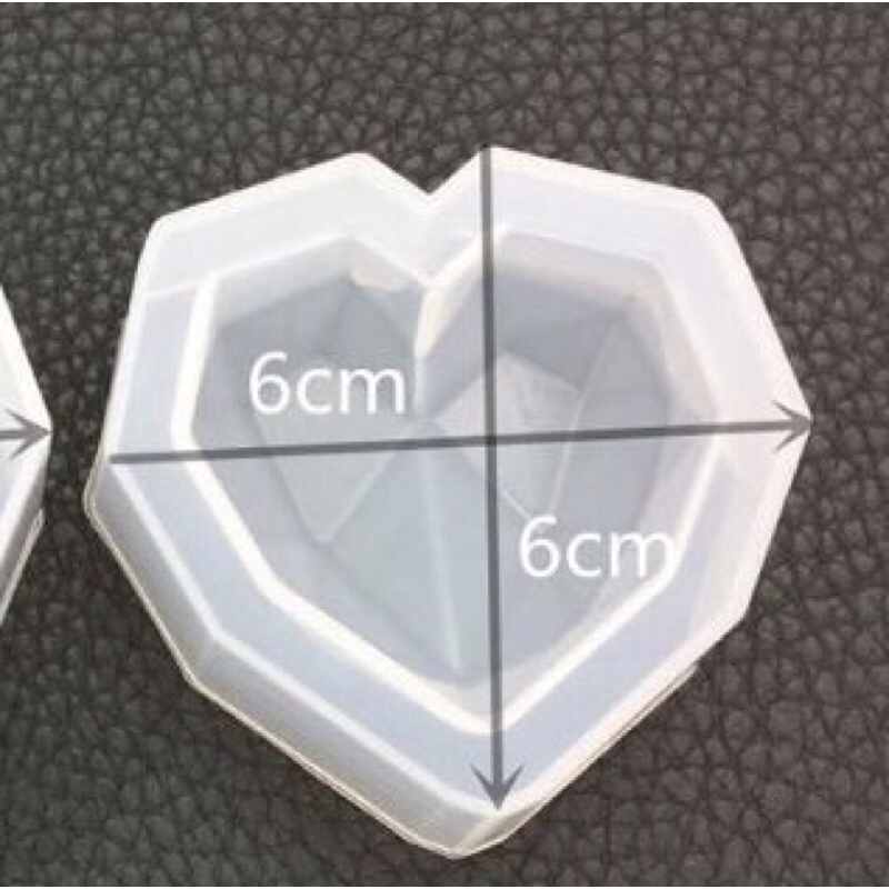 Khuôn silicon hình tim kim cương làm móc khoá resin, nến handmade
