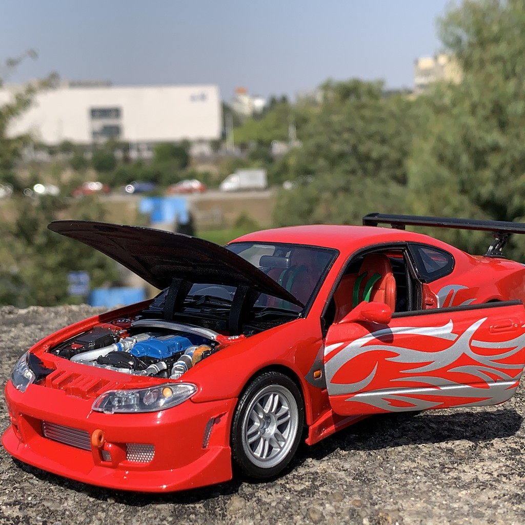 Mô Hình Xe Hơi Nissan Silvia S15 Bằng Hợp Kim Tỉ Lệ 1: 24