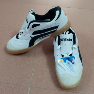 Giày Asia
