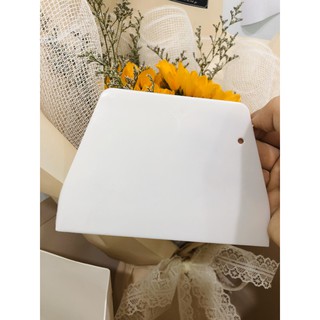 Combo 2 Miếng Cắt Bột  Nhựa Chà Láng Cắt Bột Hình Thang Lớn