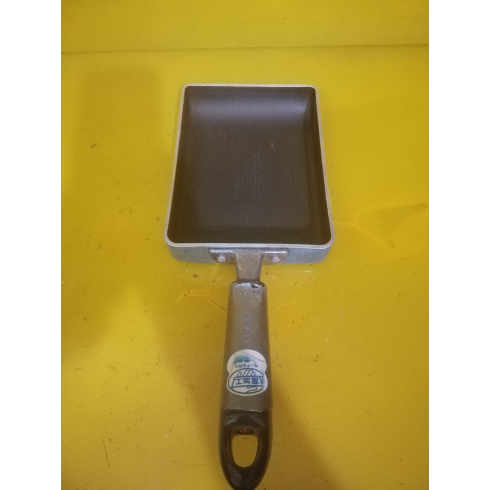 Chảo Fujimaru chống dính nội địa Nhật (hình chữ nhật), size 13*18cm, cao 3cm (mã 628KT), Không dùng từ