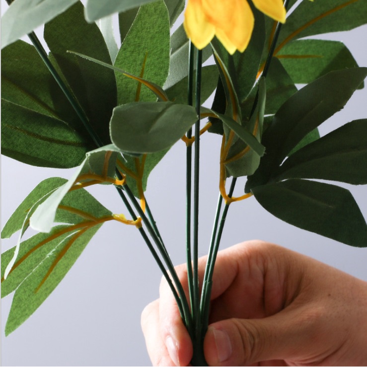 Bó Hoa Hướng Dương Giả 7 Bông Bằng Lụa Trang Trí Bàn Tiệc Cưới