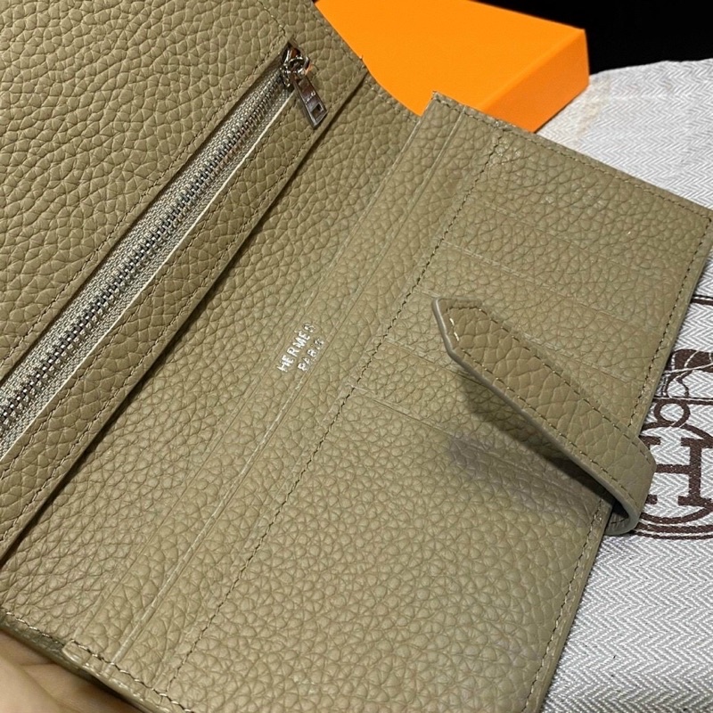 ➖ Ví HM  bearn compact wallet SPSL