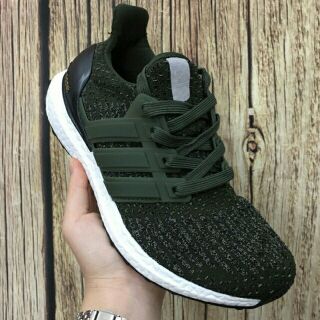 Ultra Boost 4.0