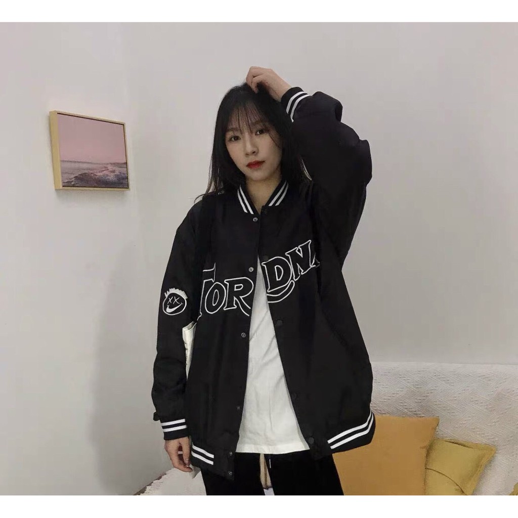 [ NHẬP SWES45K GIẢM NGAY 45K ] Áo khoác dù bomber TQRONA unisex form rộng nam nữ streetwear | BigBuy360 - bigbuy360.vn