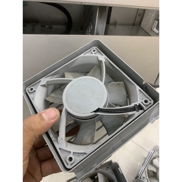 Quạt tháo Mac Apple PRO vuông 12cm delta 12v 0.75A