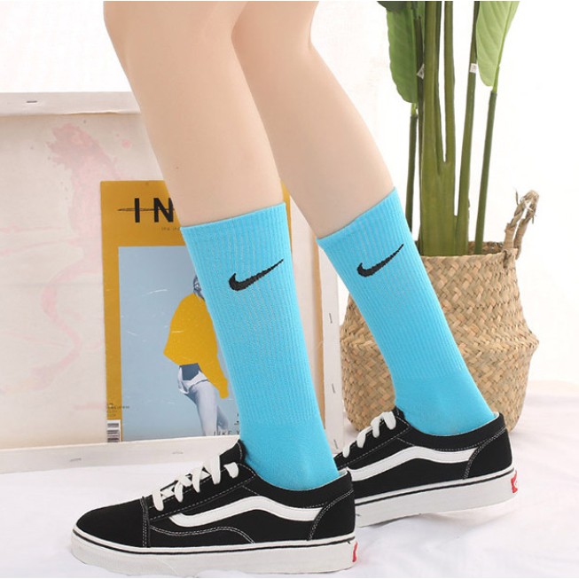 Đôi Vớ Họa Tiết Nike Thể Thao Chất Liệu Cotton Màu Sắc Kẹo Ngọt Dành Cho Nam Và Nữ | BigBuy360 - bigbuy360.vn