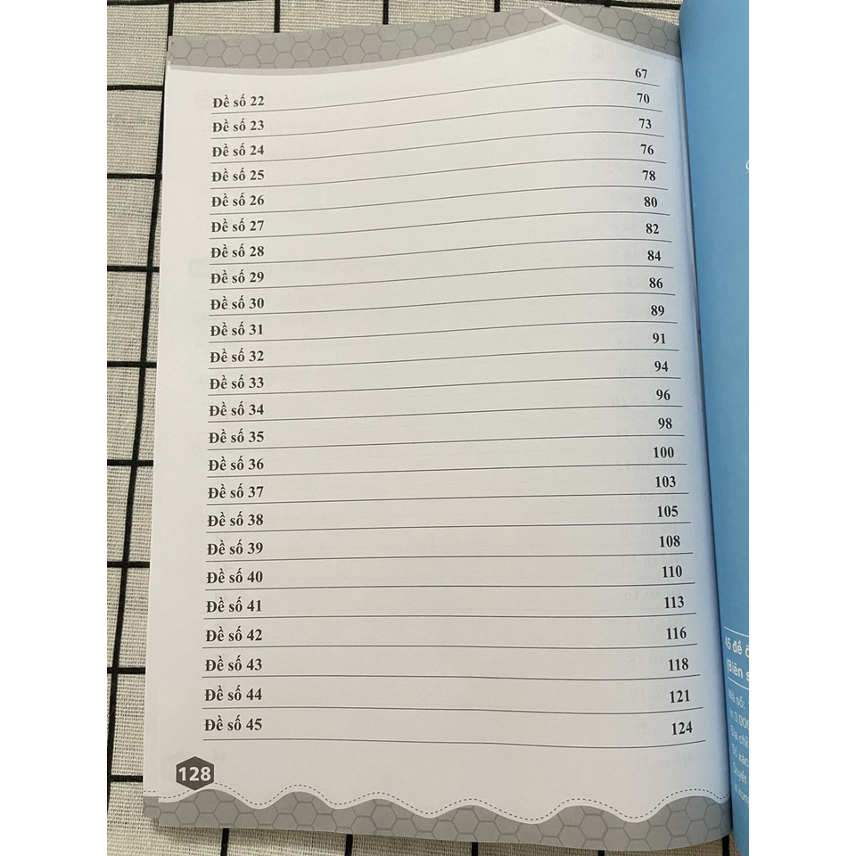 Sách 45 đề ôn luyện và kiểm tra toán 2 tập 2 - Biên soạn theo chương trình giáo dục phổ thông mới