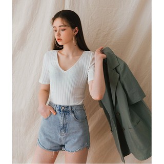 Áo thun nữ cổ tim thời trang Hàn Quốc