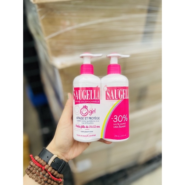 Dung dịch vệ sinh cho bé gái Saugela girl 200ml