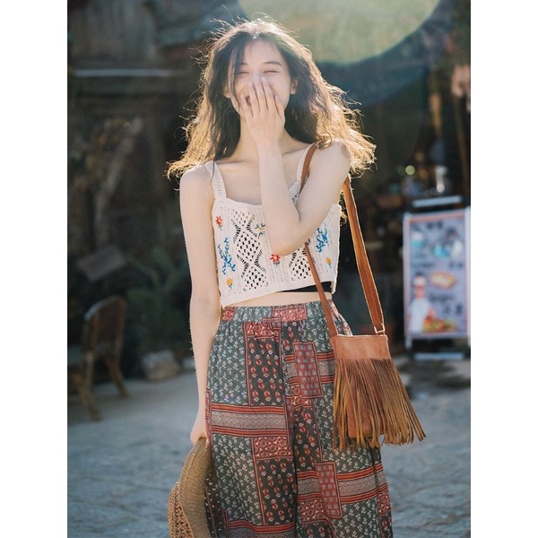 SET BOHO - CHIC: ÁO CROPTOP ĐAN VÀ QUẦN THỔ CẨM BO GẤU BOHEMIAN