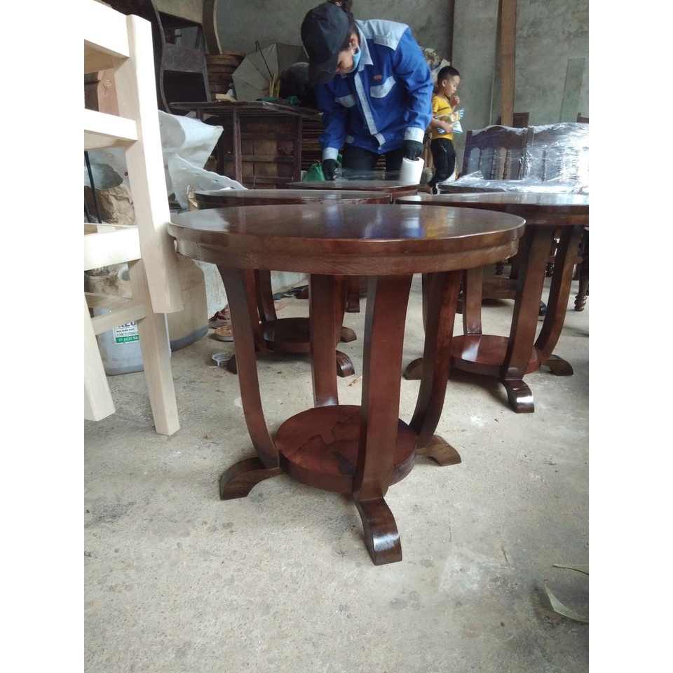 - Bàn tròn chân quỳ, bàn trà sân vườn, bàn cafe trong nhà cách điệu