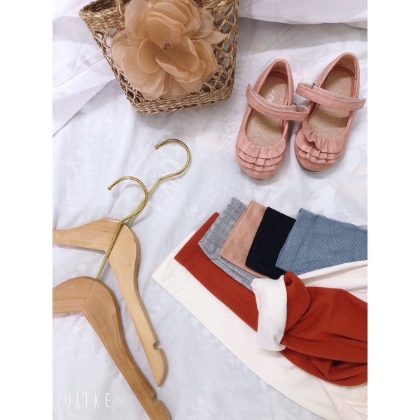 Áo khoác cardigan mỏng tay dài cổ chữ V dáng rộng mẫu thời trang dành cho nữ | BigBuy360 - bigbuy360.vn