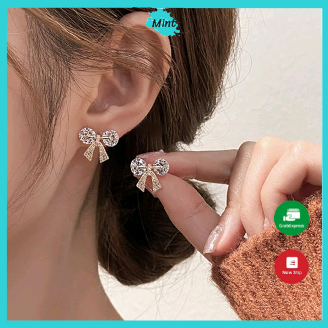 Bông Tai Nữ ❤️KHÔNG GÂY DỊ ỨNG❤️ Khuyên Tai Chuôi Bạc S925 Hình Nơ Đính Đá Trong Suốt Sang Chảnh