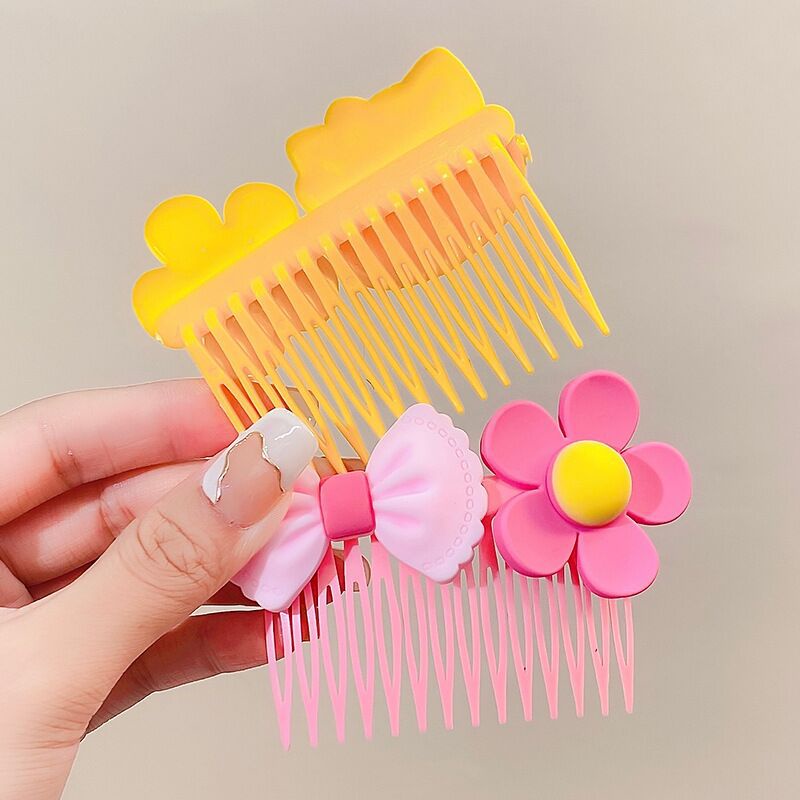 Lược Cài Tóc Mái Hinh Hoạt Hình Xinh Xắn Cho Bé Gái