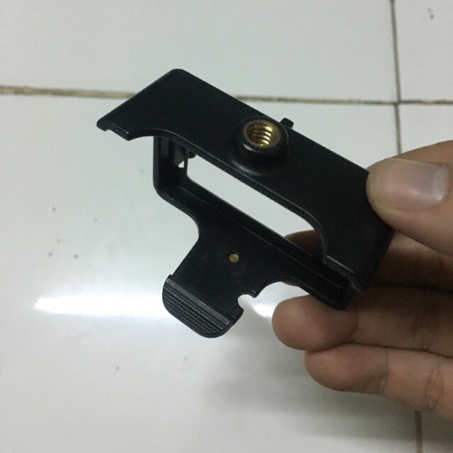 Khung gắn camera hành trình eken h9r | BigBuy360 - bigbuy360.vn