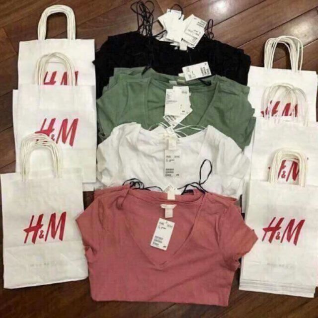 Áo phông cổ tim Hm authentic