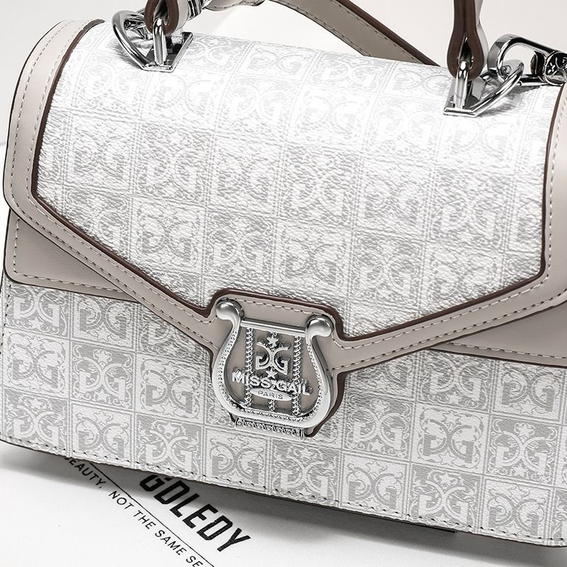 Túi Xách Nữ Túi Đeo Chéo Hiệu IT GDLEDY HONGKONG Da Thật Hàng Chính Hãng Mẫu Mới 2022