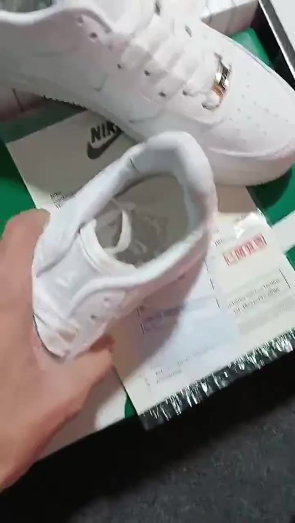 Giày thể thao AF1 Trắng, Giày sneaker air force 1 trắng full nam nữ siêu hot dễ phối đồ tặng Full Bill Box | BigBuy360 - bigbuy360.vn
