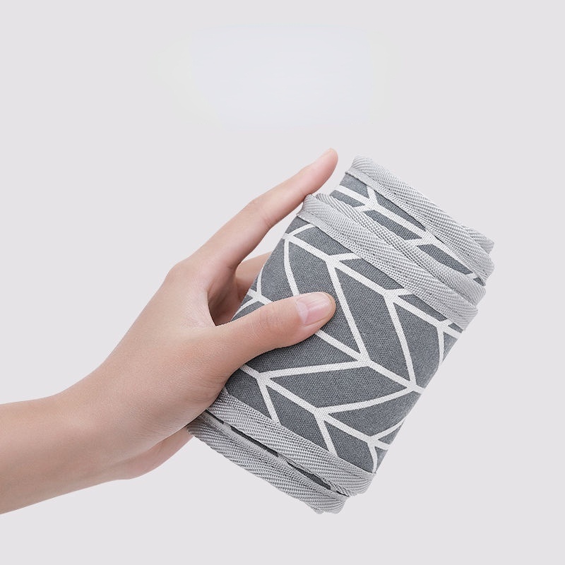 Đai địu em bé đeo một bên vai bằng cotton màu trơn nhỏ gọn tiện dụng