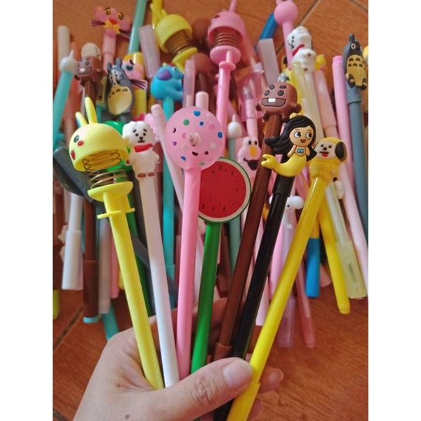Bút quà tặng học sinh. Bút mix mẫu cute