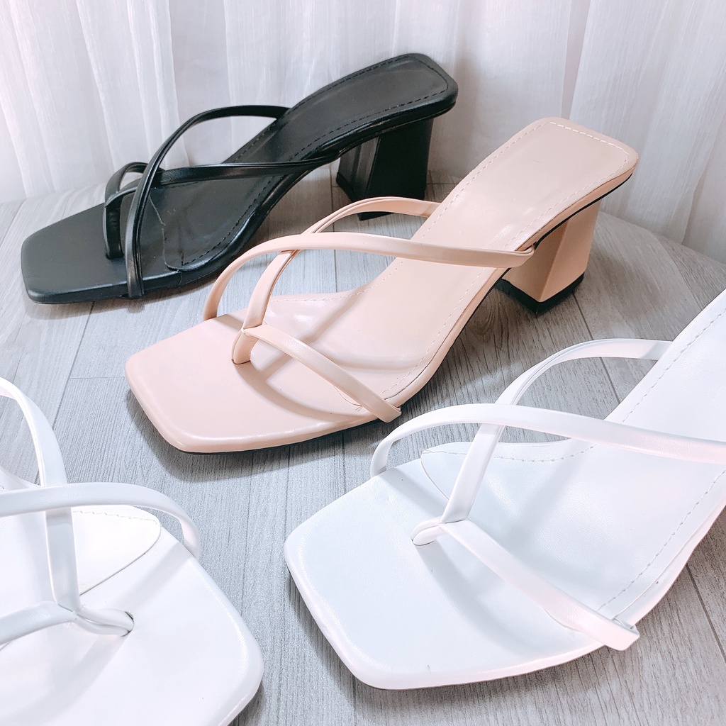 Giày sandall cao 7cm gót vuông quai phối ngón - C36