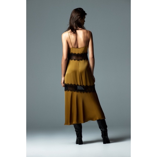 ZARA Đức - Đầm chính hãng auth new tag cao cấp có sẵn sale váy 1165/236 vàng đồng 2 dây phồ ren dáng dài camisole