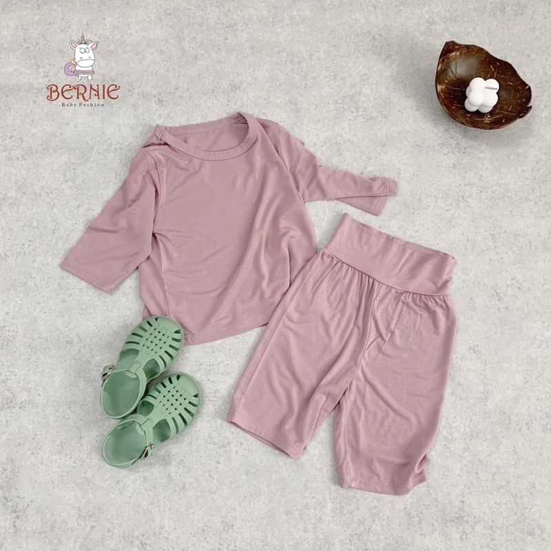 Bộ đồ bé trai bé gái BERNIE bộ thun lạnh cotton dẻo cạp cao tay lửng mặc điều hoà cho bé 8- 17kg-21B008