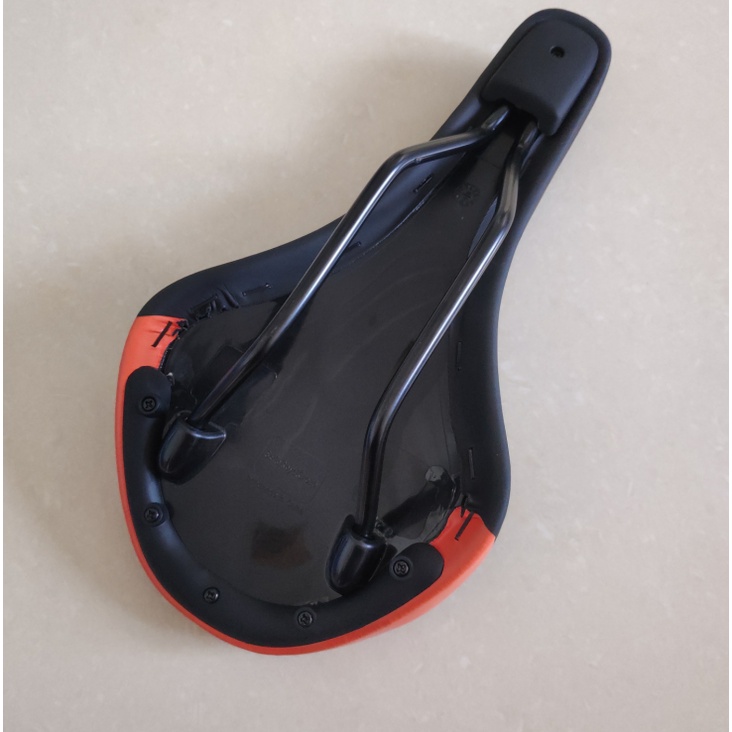 YÊN GIANT ATX 830 / Comfort Groove