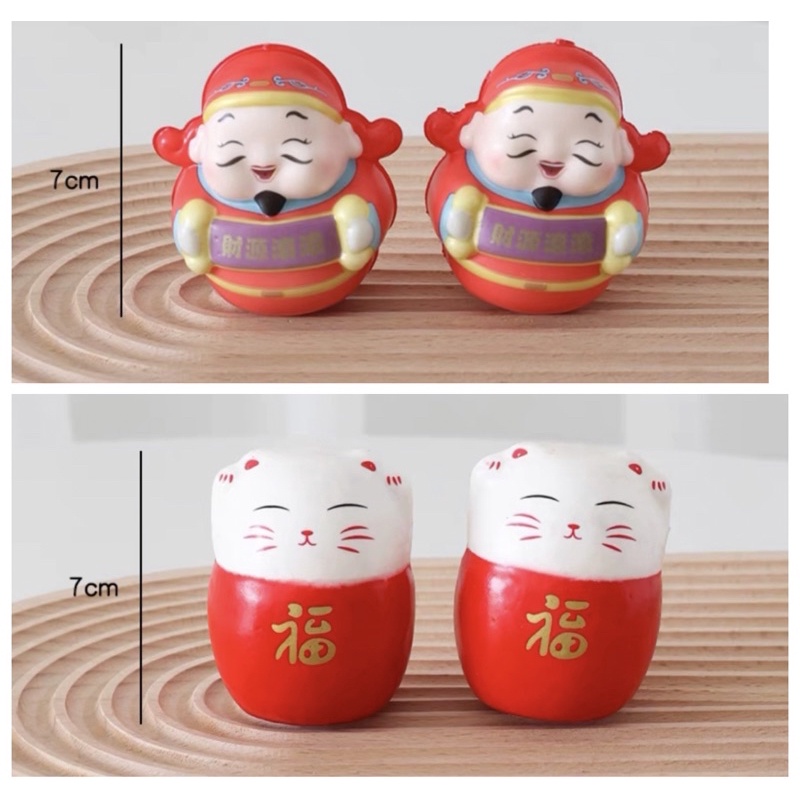 Mèo mai mắn trang trì bình đông đào ngày tết