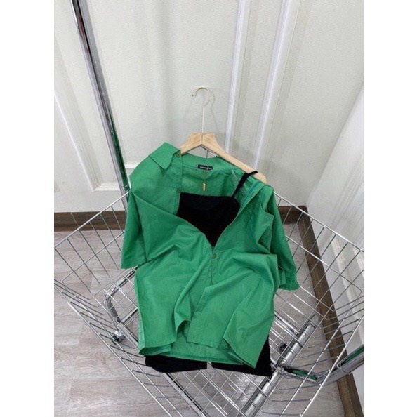 Set 3 món sơmi  xanh lá,áo croptop, quần legging đùi😍