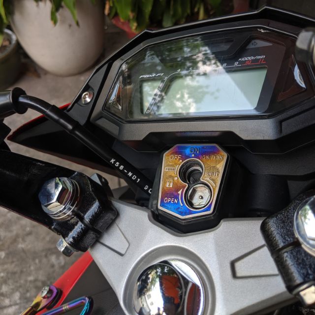 Miếng dán ổ khóa titan gắn ex winner raider satria sonic wave sh...titanium